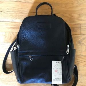 Bostanten Black Leather Backpack